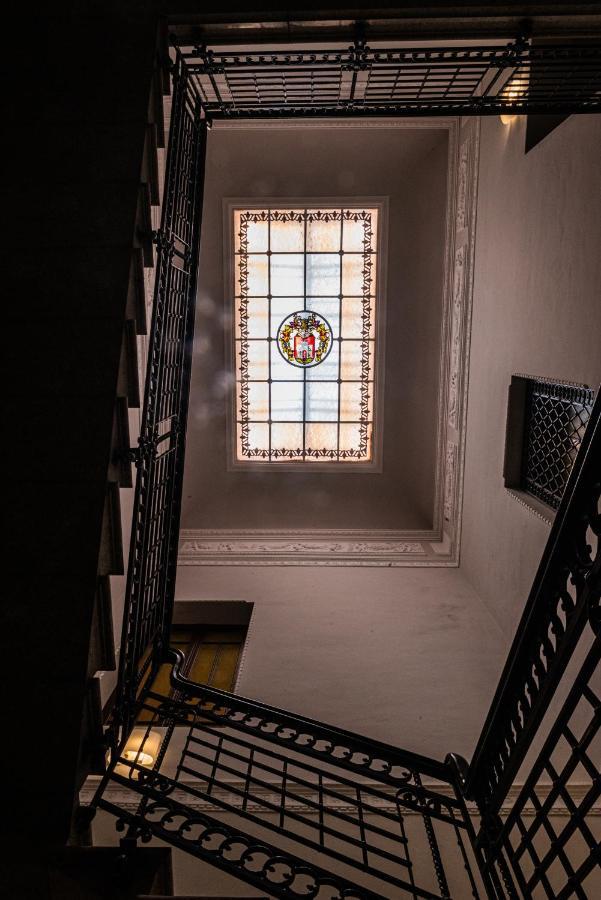Historico Loft&Rooms Palazzo Adragna XIX Trapani Esterno foto