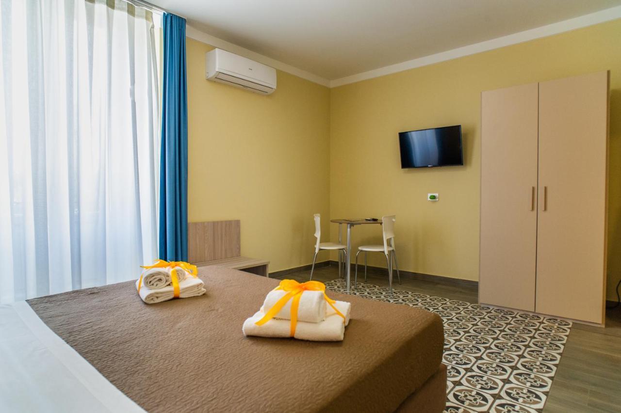 Historico Loft&Rooms Palazzo Adragna XIX Trapani Esterno foto