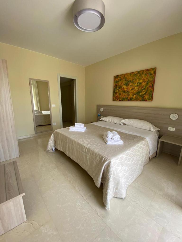 Historico Loft&Rooms Palazzo Adragna XIX Trapani Esterno foto